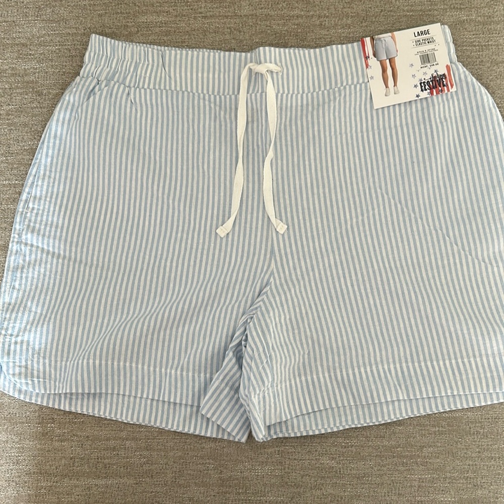 Feeling Festive light blue/white striped pull on Shorts. Size : various NWT.